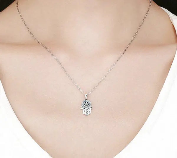 Pendentif Bouddha Femme – Main de Fatma Edition Prestige