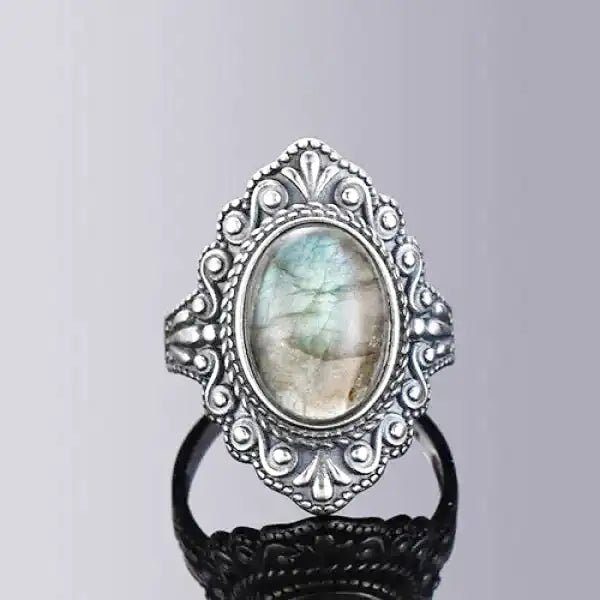 Bague Bouddha avec Labradorite en Argent – Édition Signature