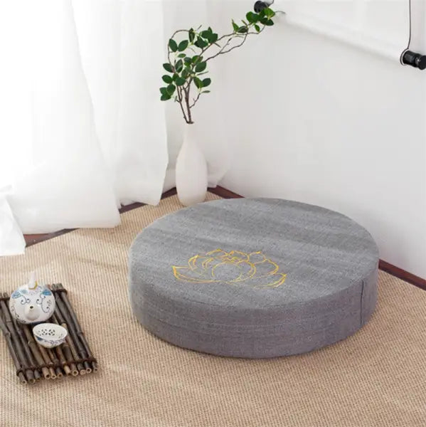 coussin-meditation-avec-lotus