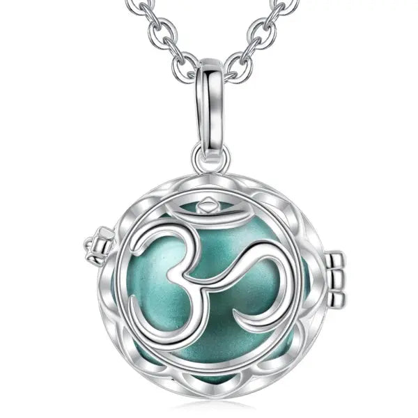 ZenAura Pendentif Bouddha – Symbole AUM
