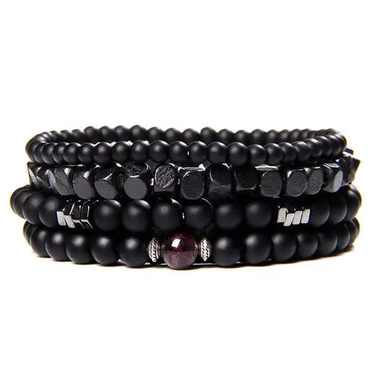 bracelet-bouddhiste-avec-la-pierre-de-grenat